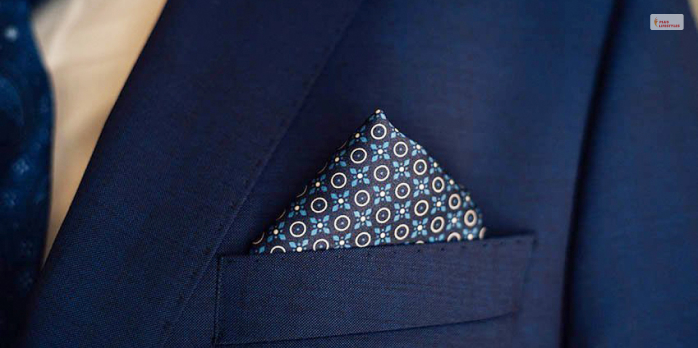 Pocket Square Fold With One Point