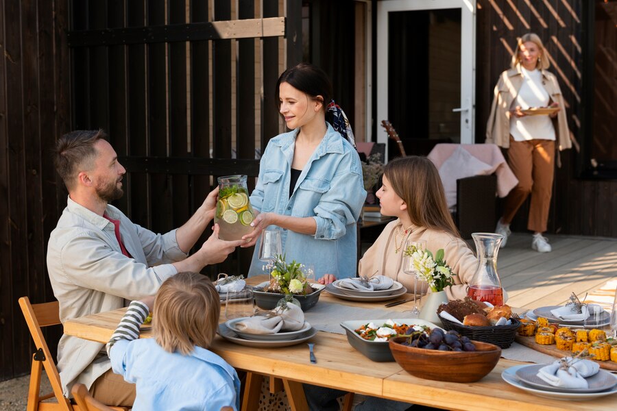 Benefits Of Eating Out More For Your Family In The Sydney Area