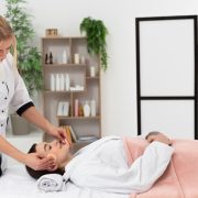 Right Massage Therapist in Chicago