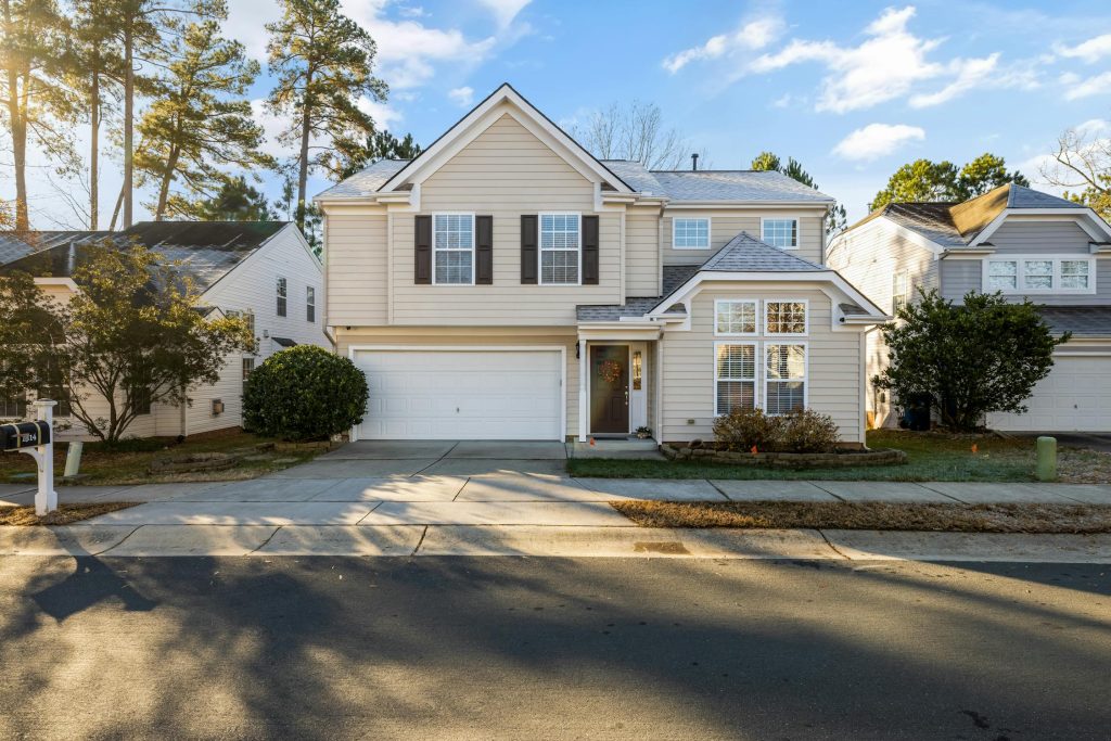 6 Essential Ways Siding Protects Your House